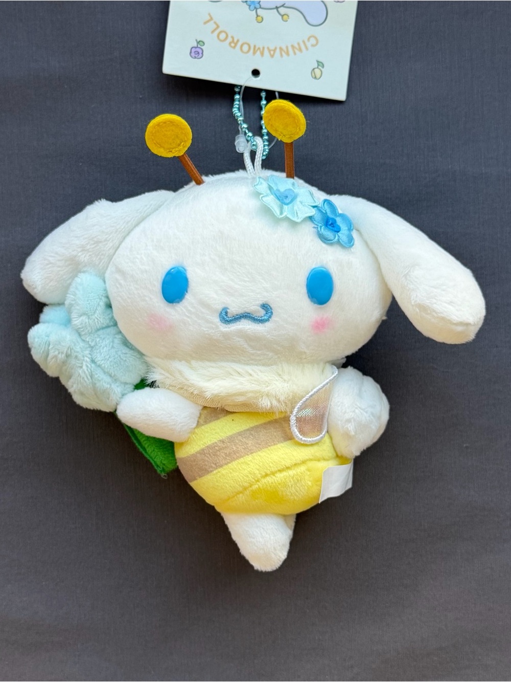 Sanrio The Honey Bee Series Cinnamonroll plush/keychain